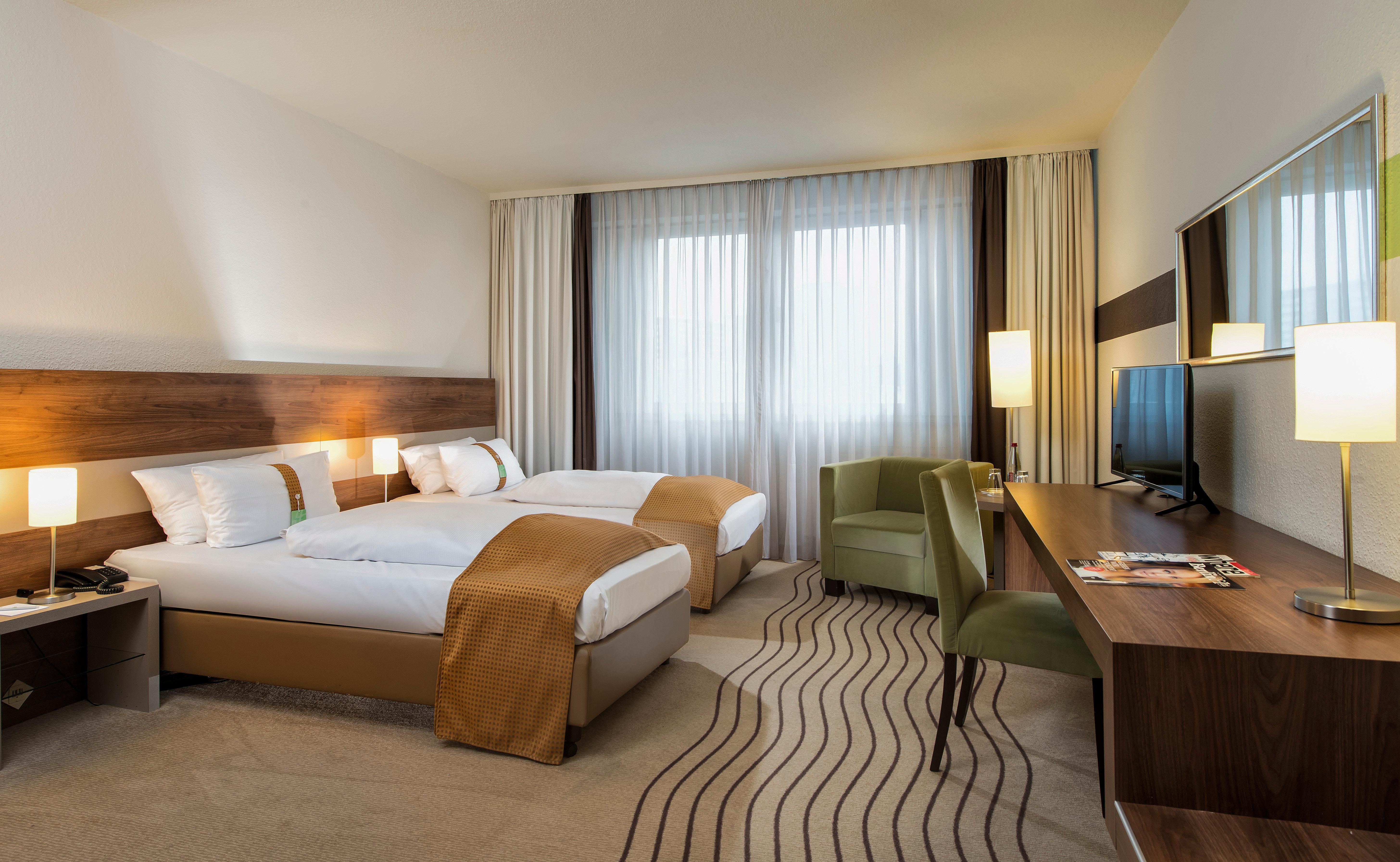 Holiday Inn Berlin City-East Landsberger Allee, An Ihg Hotel Berlim Exterior foto