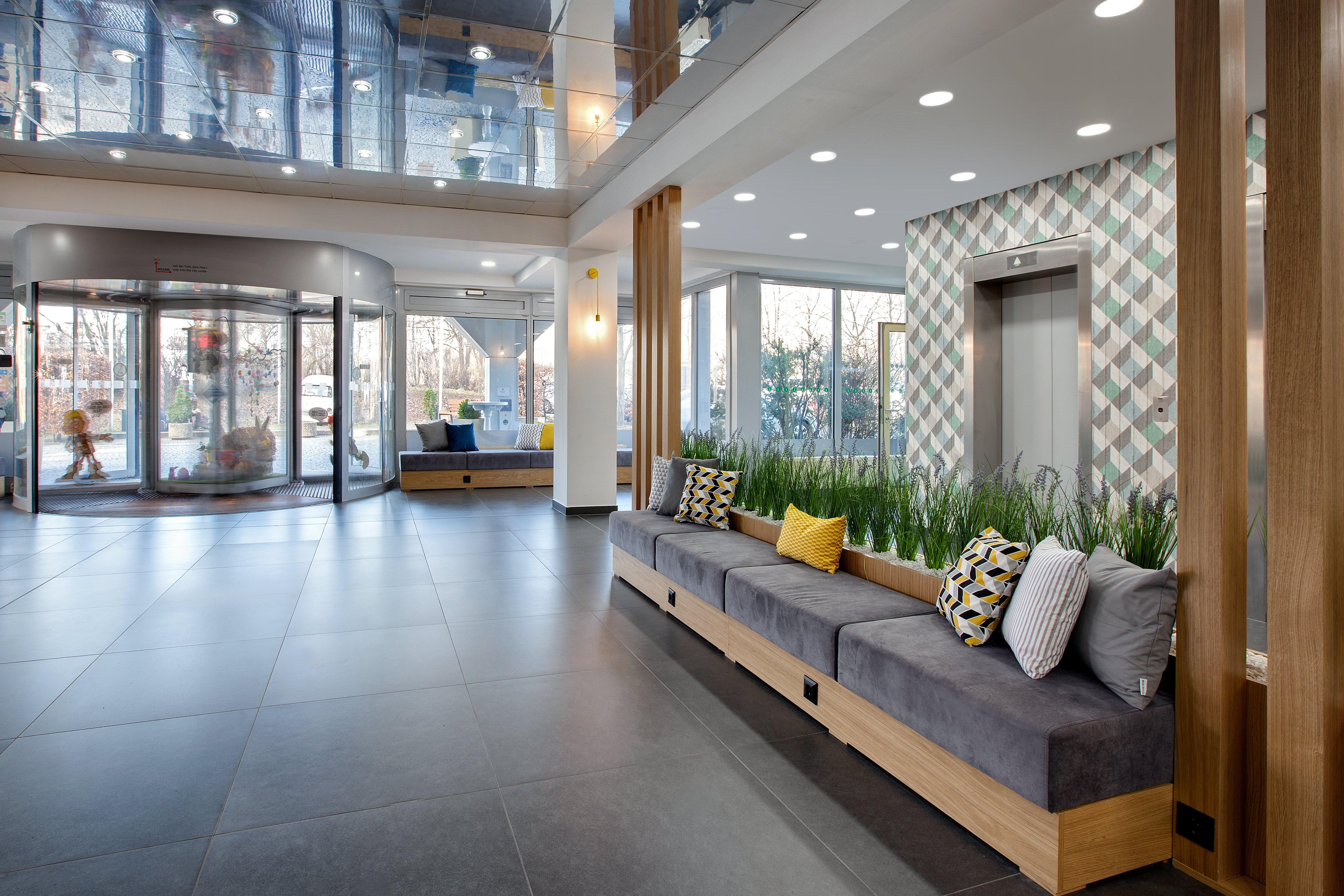 Holiday Inn Berlin City-East Landsberger Allee, An Ihg Hotel Berlim Exterior foto